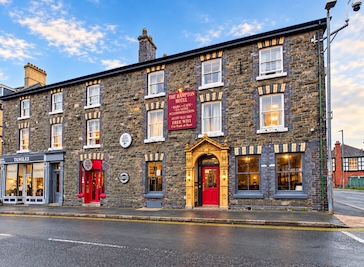 Hampton Hotel