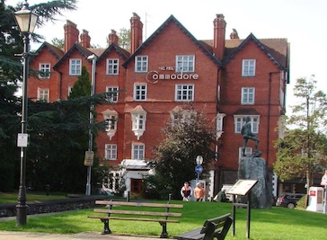 Hotel Commodore